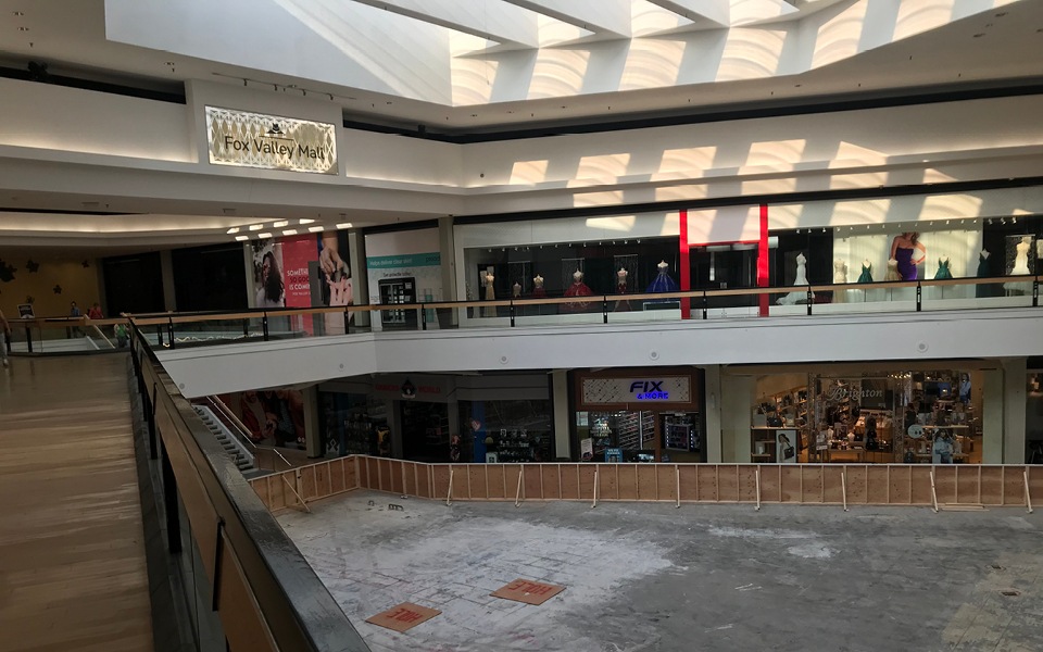 Fox Valley Mall in Aurora welcomes 8 new stores